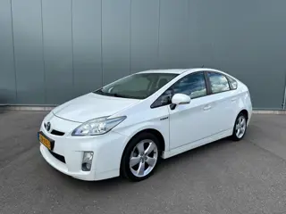 Toyota Prius 1.8 Aspiration HUD | KEYLESS | BOEKJE !