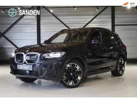 BMW IX3 High Executive 80 kWh| M Sport|SOH 97.5% |Navi|Panodak|LED|Leder|Elec-stoelen|Head Up|Camera