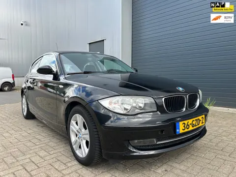 BMW 1-serie 116i Business Line AIRCO NAP APK