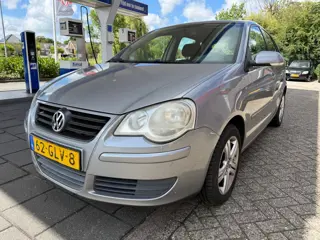Volkswagen Polo 1.4-16V Optive / Airco
