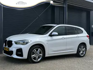 BMW X1 XDrive20i High Executive, M-sport, Shadow-line, Panodak, Head-Up, Adaptive cruise