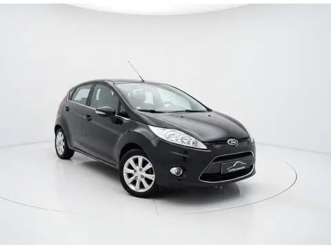 Ford Fiesta 1.6 Ghia (bj 2010)