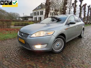 Ford Mondeo 2.0-16V Limited Climatecontrol Cruisecontrol Navigatie Pdc Lm Velgen