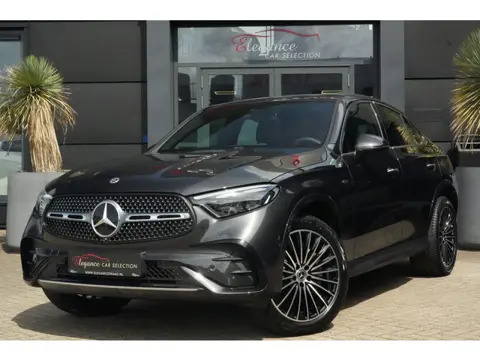 Mercedes-Benz GLC Coupé 300e 4MATIC AMG Line Plus 313pk Panoramadak/Stoelverwarming/360Camera