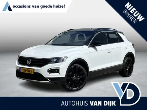 Volkswagen T-Roc 1.5 TSI Sport Business R | 150PK/Voll.Historie/Navi/Pano.Dak/Adapt.Cruise/Camera/St