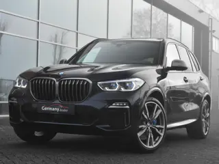 BMW X5 M50d M-Sportpakket Grijs-kenteken Laser-LED H&K Pano Head-Up Swarovski 22-Inch Ex.BTW