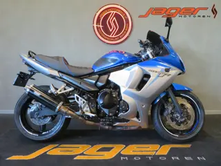 Suzuki GSX 650 F ABS MOOI STRAK! (bj 2012)