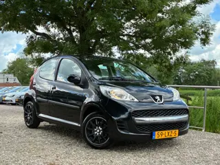 Peugeot 107 1.0-12V XS | 5-Deurs met 149.000 nu € 2.450,-!!!