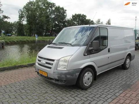 Ford Transit 260S 2.2 TDCI SHD