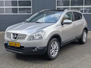 Nissan Qashqai 2.0 Connect Edition Panoramadak |Trekhaak| 4 seizoenenbanden