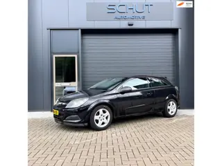 Opel Astra GTC 1.6 GTC Executive CLIMA | CRUISE CONTROL | CARPLAY | TREKHAAK