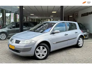 Renault Mégane 1.6-16V AUTOMAAT | CAMERA | CLIMATE | CARPLAY