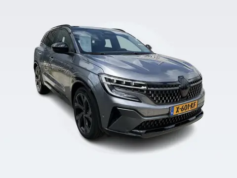 Renault Austral 200 Hybrid Techno Esprit Alpine 32.000 KM! | CAMERA | STOELVERWARMING. | PDC | APPLE
