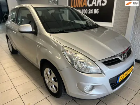 Hyundai I20 1.4i i-Catcher | Nieuwe APK | Leder | Elektr. |