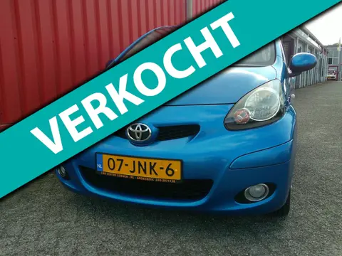 Toyota Aygo 1.0-12V Dynamic Blue / VERKOCHT
