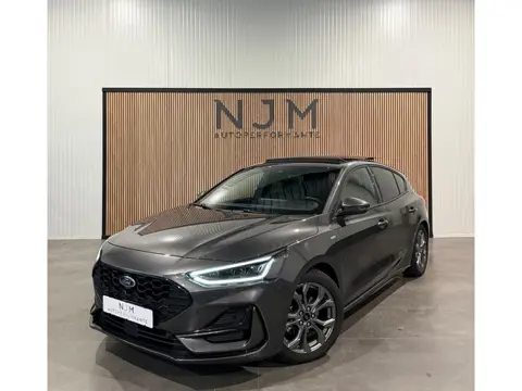 Ford Focus 1.0 EcoBoost Hybrid ST Line X|Pano|Keyless|Carplay