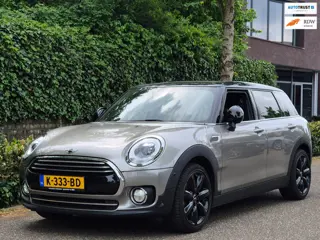 Mini Mini Clubman Chili Serious Apple CarPlay Virtual dash Automaat PDC 1.5 Cooper Chili Serious Bus