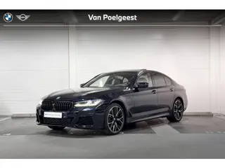 BMW 5 Serie Sedan 530e Business Edition Plus | M-Sport | Schuif-/kanteldak | Comfort Access | Stuurw