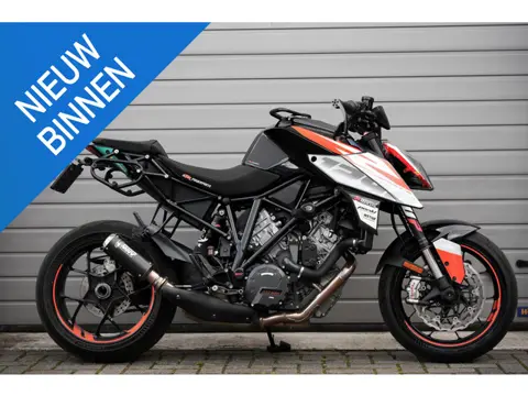 KTM 1290 SuperDuke R ABS Gen 2 (onderhoud historie)