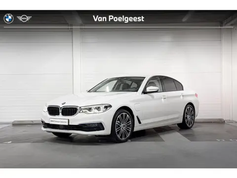 BMW 5 Serie Sedan 530e iPerformance High Executive | Comfort Access | Harman/Kardon | Head-Up Displa