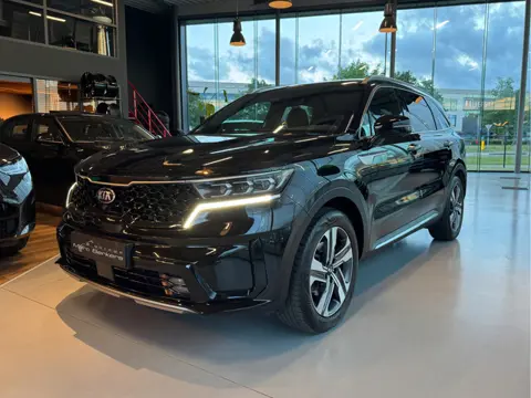 Kia Sorento 1.6 T-GDI Hybrid 2WD ExecutiveLine 7p. pano, HUD, trekh. VOL!