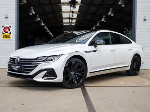 Volkswagen Arteon 1.4 TSI eHybrid R-Line Business+ *Pano | ACC | Massage | 360° cam | Sportstoelen L