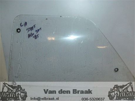 Suzuki Alto 3 drs 1981-1985 Zijruit links achter