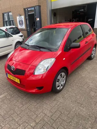 TOYOTA YARIS 1.3 VVTI TERRA AIRCO !! APK 19-6-2027 !!