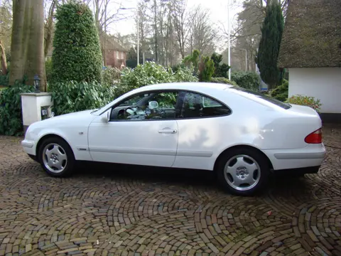 Mercedes-Benz CLK-Klasse Coupé 200 Sport (bj 1998)
