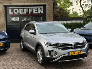 Volkswagen T-ROC 1.5 TSI Style Stuur+stoel verw, Trekhaak