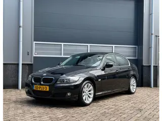 BMW 3-serie 318i Business Line bj.2011 Navi|Trekh|Pdc|Nap.
