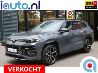 Volkswagen Tayron 1.5 eHybrid 272PK R-Line Black Style IQ.Light HD/Pano/Keyless/360/DCC/ACC/Dodehoek