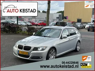 BMW 3-serie Touring 318i TOURING XENON/LEDER/NAVIGATIE! NIEUWE DISTRIBUTIEKETTING!