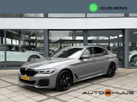 BMW 5-serie 520e M-Sport | SOH 94% | Trekhaak | BMW Laser | Leder | Sfeer Verlichting |