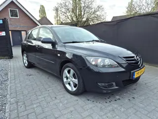 Mazda 3 Sport 1.6 Executive 5 Deurs Airco 16 Inch Sportvelgen