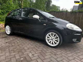 Fiat Grande Punto 1.4-16V Sport