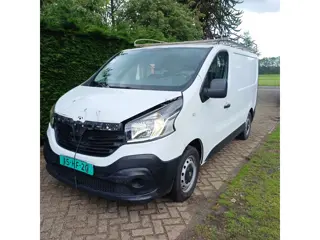 Renault Trafic 1.6 dCi T27 L1H1 Comfort Energy rijdbare schade