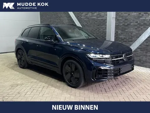 Volkswagen Touareg 3.0 TSi eHybrid 4MOTION R | FINAL EDITION | Luchtvering | Trekhaak | Panoramdak |