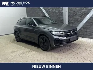Volkswagen Touareg 3.0 TSi eHybrid 4MOTION R | FINAL EDITION | Luchtvering | Trekhaak | Panoramdak |