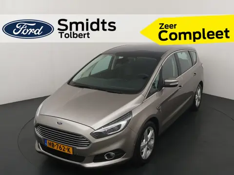 Ford S-Max 2.0 240PK Titanium | Elekt. stoelen met geheugen | Stoel en Voorruitverwarming | Pano | A