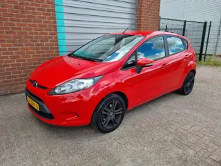 Ford Fiesta 1.25 Champion Clima Bj:2012 NAP!