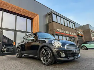 Mini 3-Deurs 1.6 One MINIMALIST/1e Eig/Navi/Pano/Half leer/17"S/Topstaat
