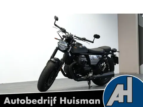 Moto Guzzi V9 Bobber 986km!! NIEUWSTAAT! (bj 2023)