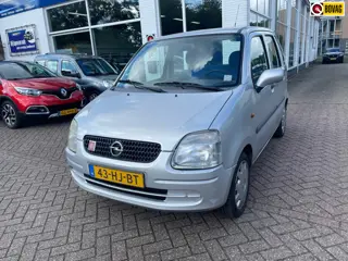 Opel Agila 1.2-16V Comfort