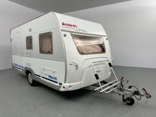 Dethleffs Camper 440 DB Schuifluifel Fdragers