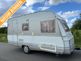 Dethleffs New Line 440 VOORTENT, VAST BED