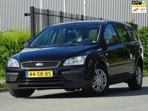 Ford Focus Wagon 1.6-16V Champion NAP/AIRCO/CRUISE/PDC/APK