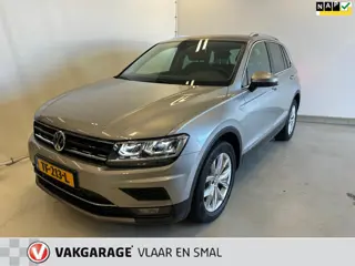 Volkswagen Tiguan 1.4 TSI 4Motion Highline Automaat-2000kg trekhaak- 3d virtual cockpit-Adaptive cru