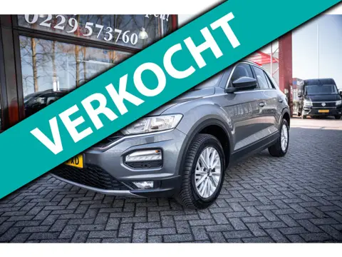 Volkswagen T-Roc 1.0 TSI Style |Virtual Cockpit | Trekhaak | Adapt. cruise | Carplay | Parkeerhulp |