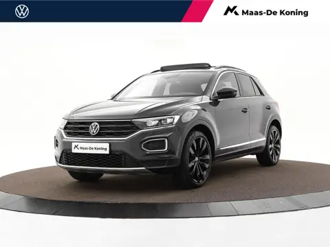 Volkswagen T-Roc 1.5 TSI Sport Business R · Panoramadak · Camera · Standkachel · Stoelverwarming · N